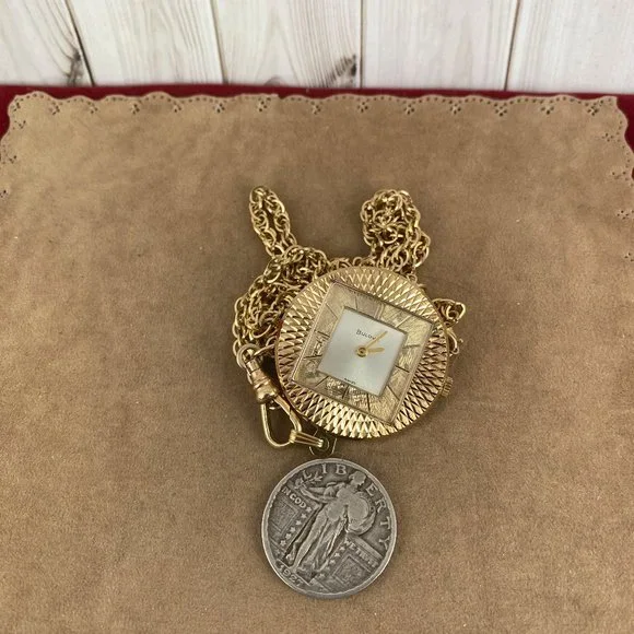 Vintage Bulova Pendant Watch 1.25 inch Square Face on Round Bezel Gold Plated - Picture 3 of 6